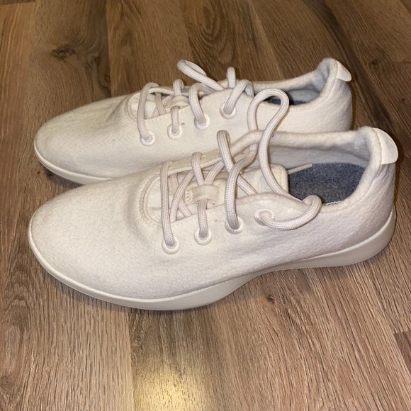 Allbirds Men's Wool Runners white Sz 9—Never Worn - Picture 2 of 2